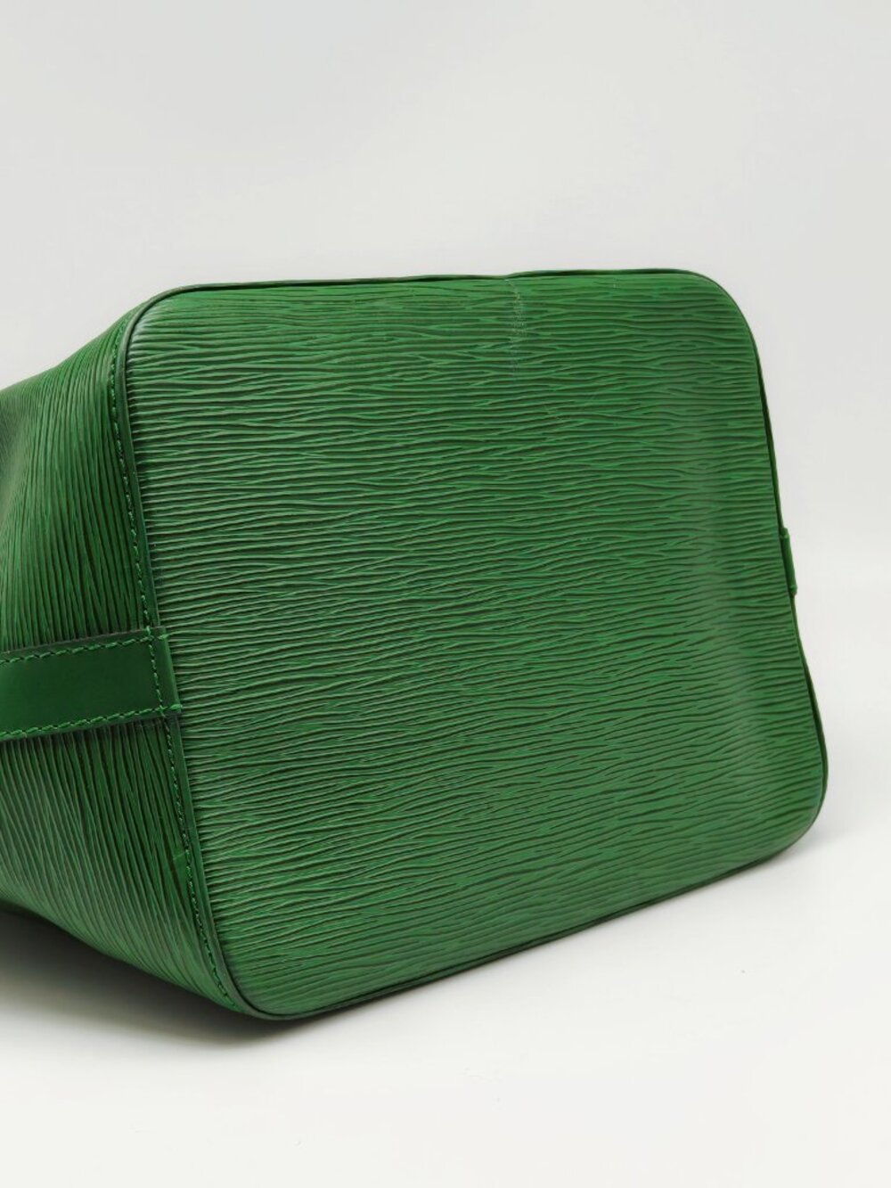 Louis Vuitton Green Epi Leather Noe Bucket Shoulder Bag LV Vintage - Picture 11 of 15